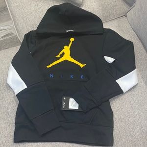 New with tags boy jordan hoodie